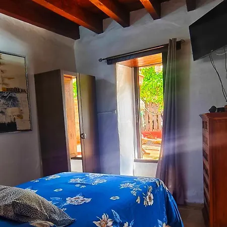 Lucía - El Pequeño Edén Apartamento