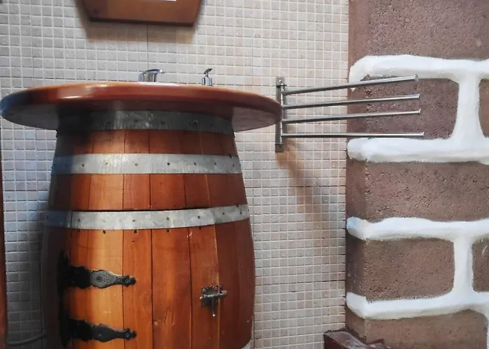 Lucia - El Pequeno Eden * Tías