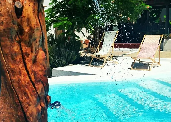 Lucia - El Pequeno Eden *